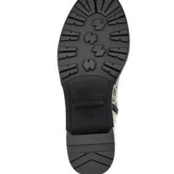 🍓MARC FISHER LABONI LEATHER SNAKESKIN PATTERN COMBAT
BOOTS 9.5M NWOB - Picture 8 of 8